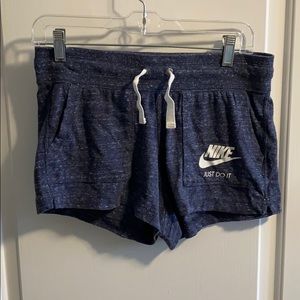 NIKE SWEAT SHORTS